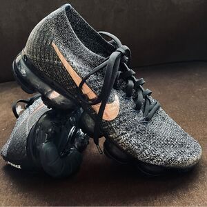 Nike Air Vapormax Explorer Dark Black Cooper mens 6.5 US 39 eur womens 8 US